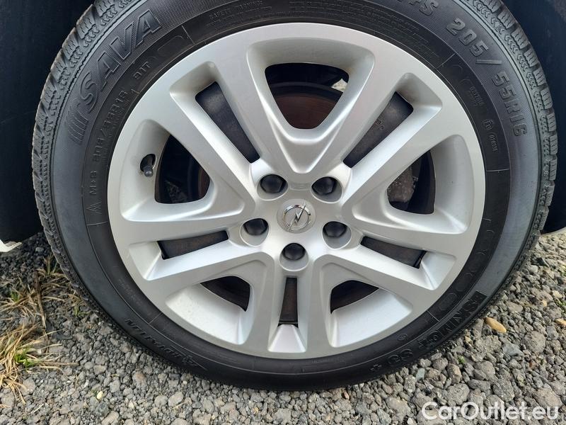  Opel  Astra  SportsTourer (2022) ST 1.5CDTi 77 Edition 5d #8