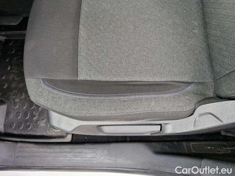  Peugeot  RIFTER   (06.2018->)  1.5BHDi 130 Allure #6