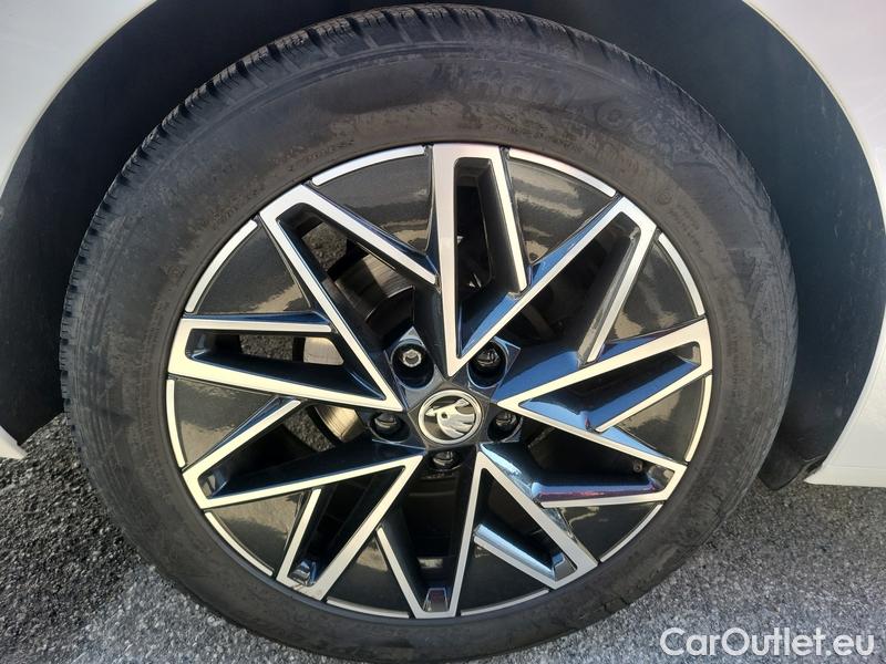  Skoda  Octavia  Combi (NX3)(2020) Oct.Combi 1.5TSI 110 Style #6