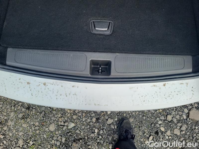  Opel  Astra  SportsTourer (2022) ST 1.5CDTi 77 Edition 5d #12