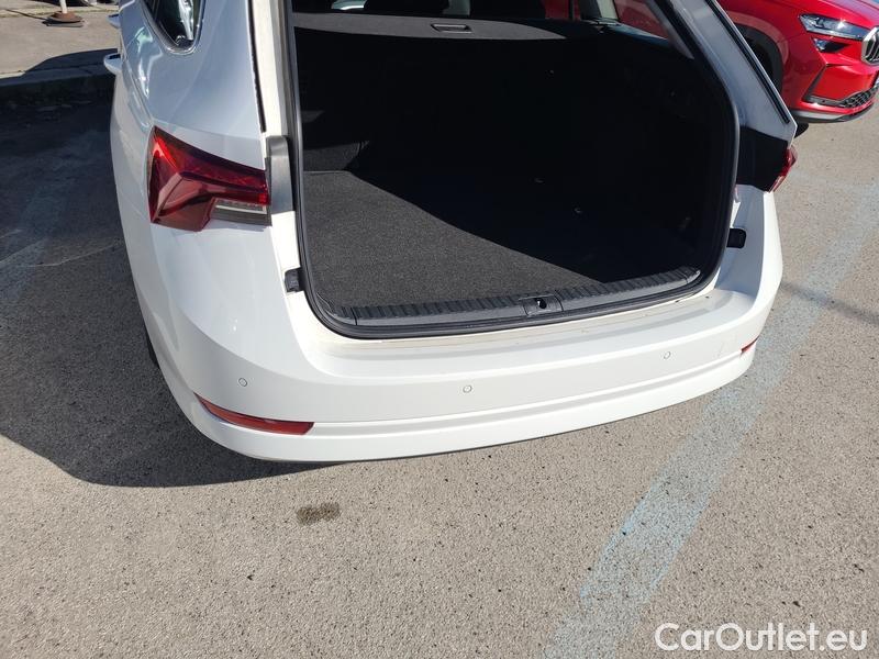  Skoda  Octavia  Combi (NX3)(2020) Oct.Combi 1.5TSI 110 Style #31