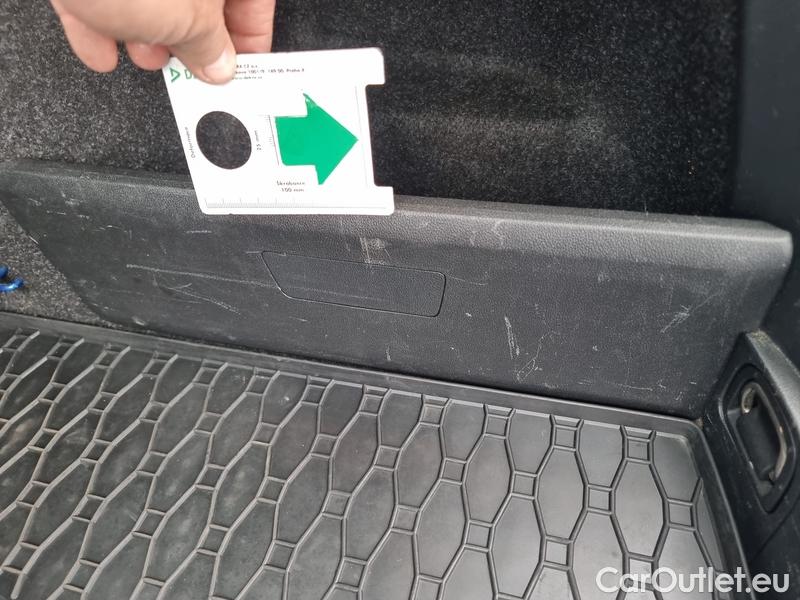  Skoda  Octavia  Combi (NX3)(2020) Oct.Combi 2.0TDI 85 Ambition #9