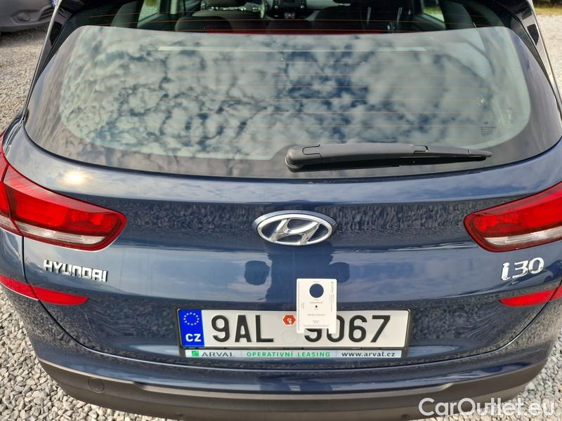  Hyundai  i30   cw (PD)(2017->)  kom. TGDI 120 Start Plus #19