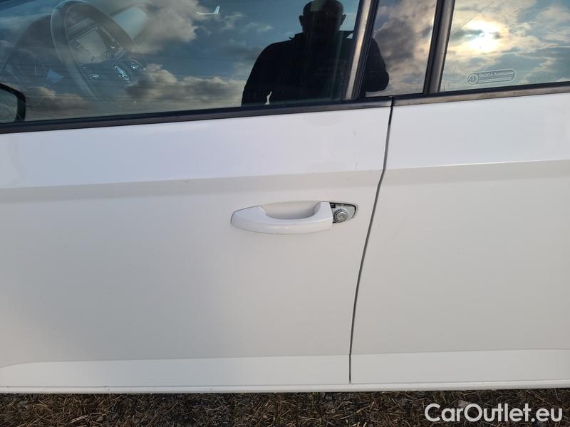  Skoda  Fabia  Combi (2015)  Com.1.0TSI 70 Style #3