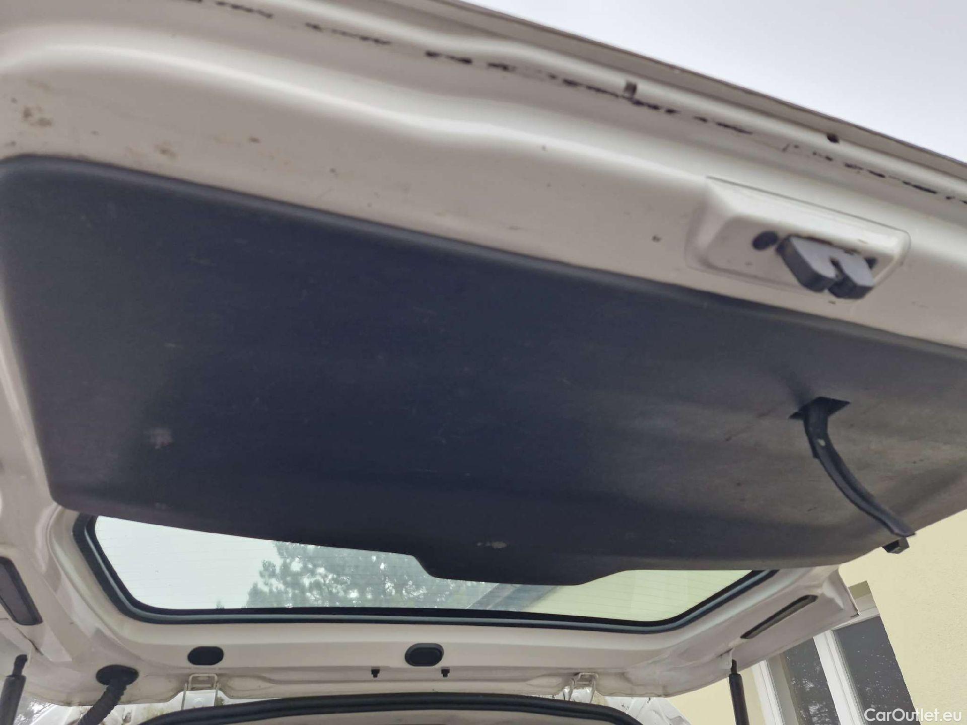  Peugeot  RIFTER   (06.2018->)  1.5BHDi 130 Allure #1