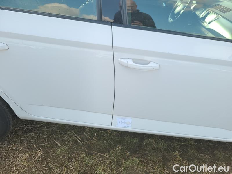  Skoda  Fabia  Combi (2015)  Com.1.0TSI 70 Style #20