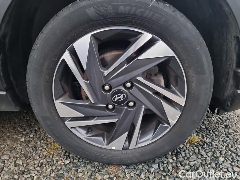  Hyundai  Bayon   (2021)  1.0T-GDI Comfort Club 5d #1