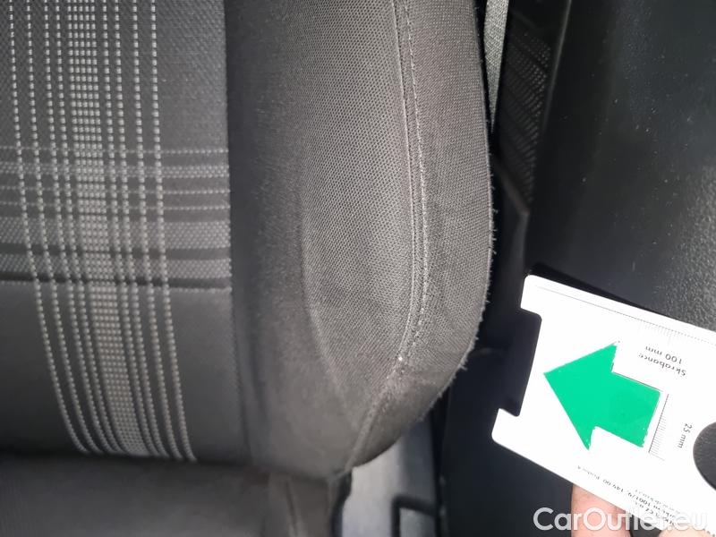  Hyundai  Bayon   (2021)  1.0T-GDI Comfort Club 5d #4