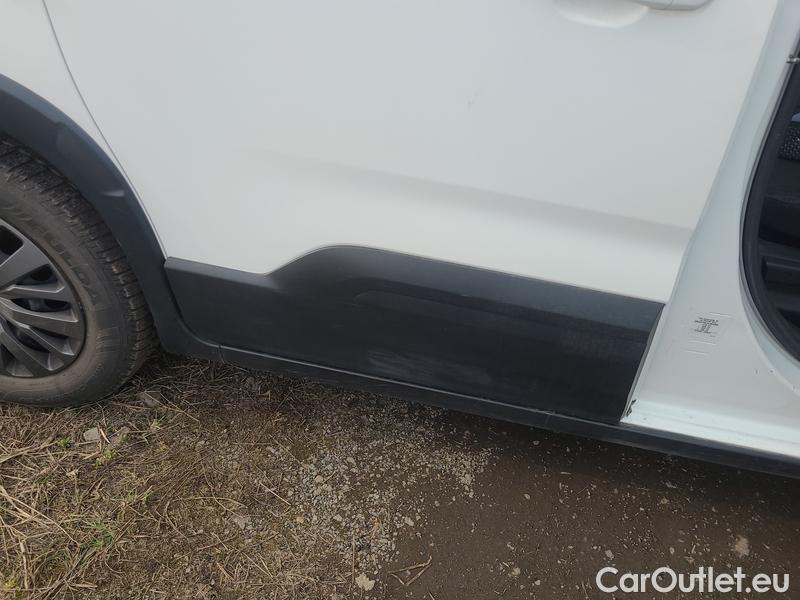  Peugeot  RIFTER   (06.2018->)  1.5BHDi 130 Allure #26