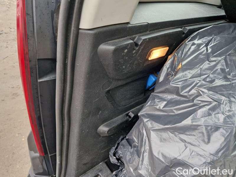  Peugeot  RIFTER   (06.2018->)  1.5BHDi 130 Allure #4