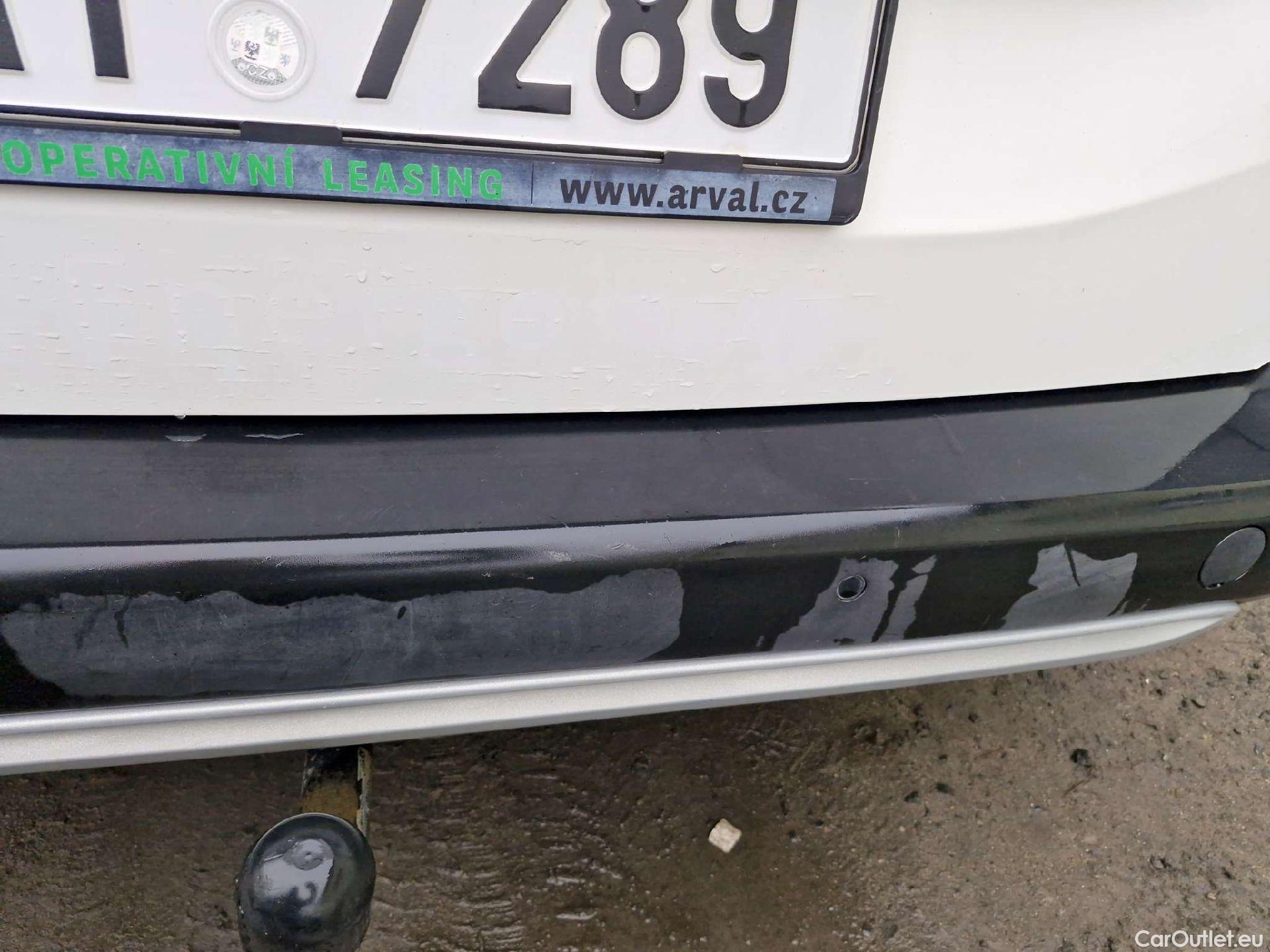  Peugeot  RIFTER   (06.2018->)  1.5BHDi 130 Allure #19