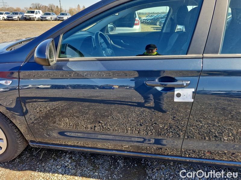  Hyundai  i30  (PD)(01.2017 ->)  kom. TGDI 120 Start Plus #3