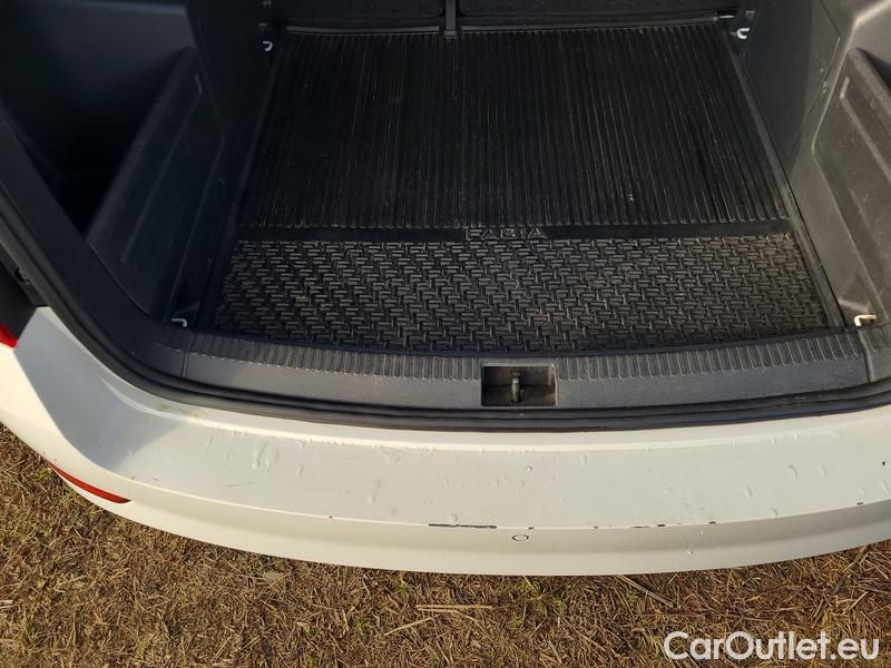  Skoda  Fabia  Combi (2015)  Com.1.0TSI 70 Style #15