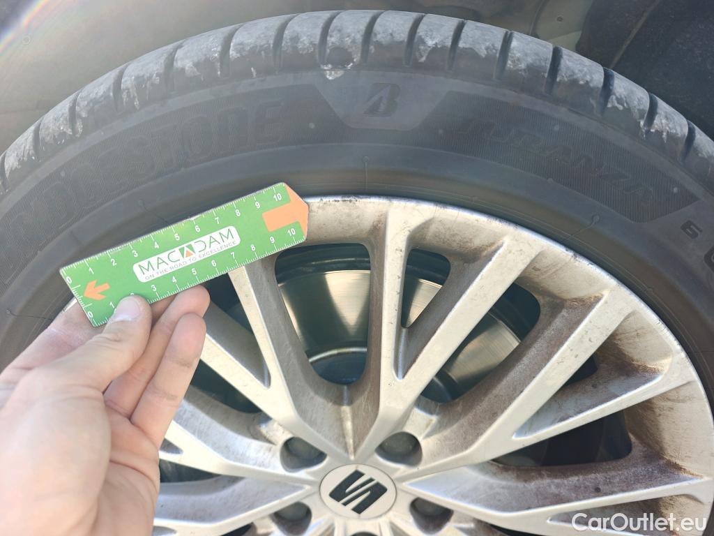  Seat  Leon SEAT Nuevo León / 2020 / 5P / familiar SP 1.4 e-Hybrid DSG S&S Xcellence Go L #54