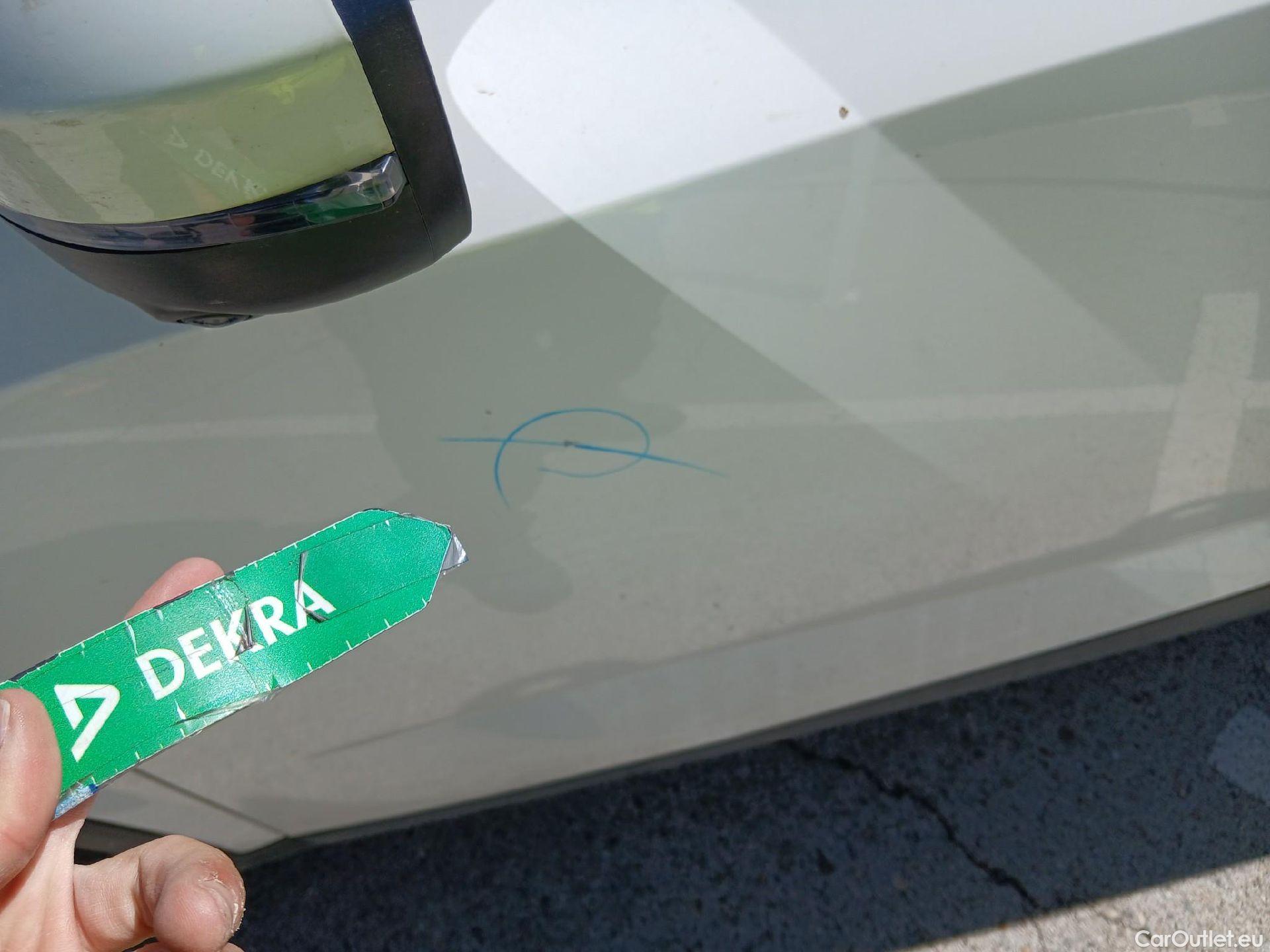  Nissan  Qashqai NISSAN  / 2021 / 5P / todoterreno DIG-T 116kW mHEV Xtronic 4x4 N-Connecta #16