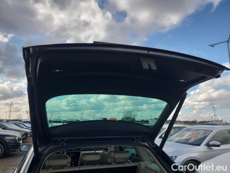  Skoda  Superb  Combi (3V5)(2015) Sup.C.FL2.0TSI 200  L&K 4x4 AT #25