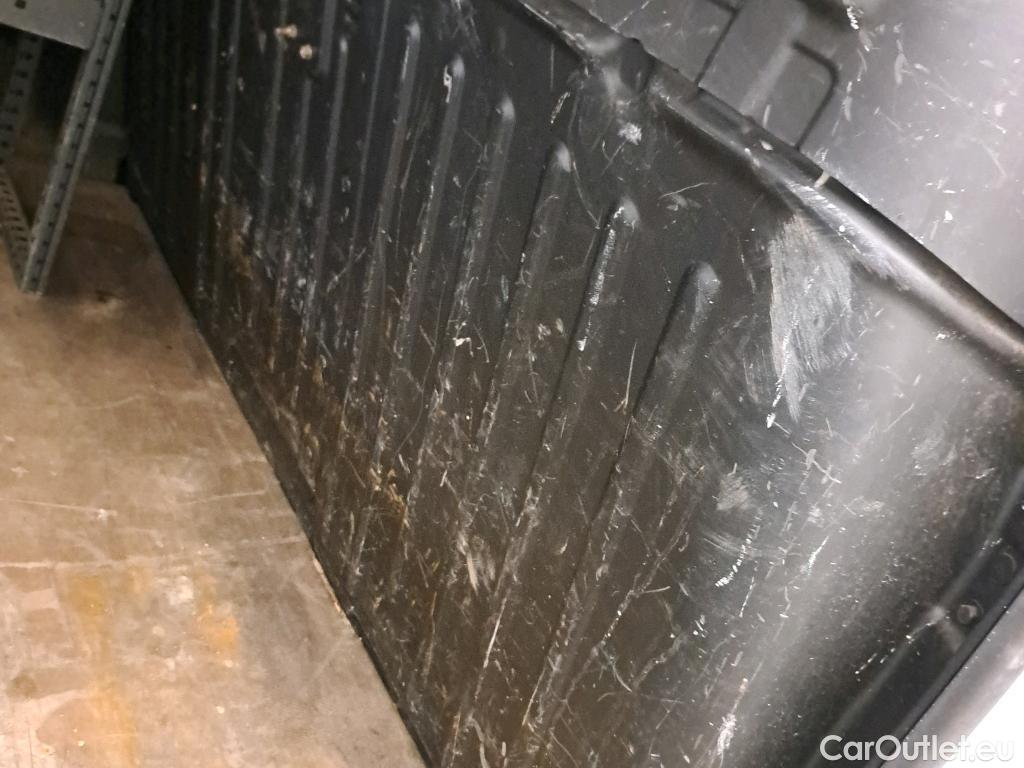  Peugeot  Partner PEUGEOT  / 2018 / 3P / furgón derivado de turismo Pro Standard 1000kg BlueHDi 73kW #36