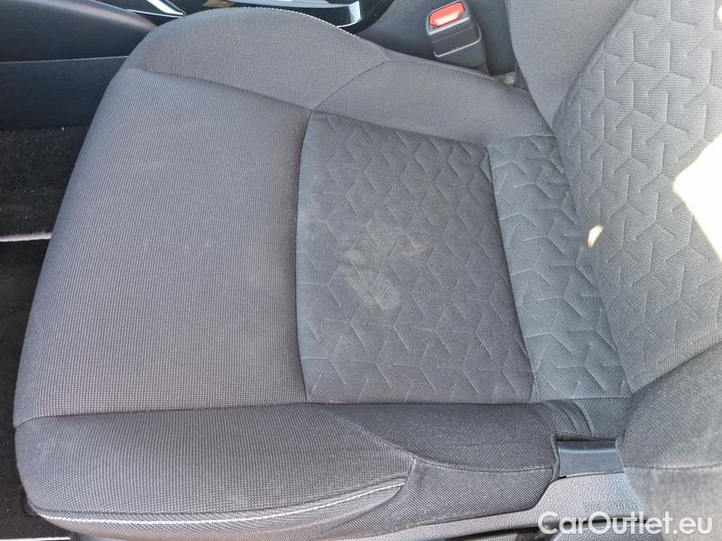  Toyota  Corolla  TouringSports (E21) (2019)  TS 2.0Hyb.Com.T.S.T.AT #12