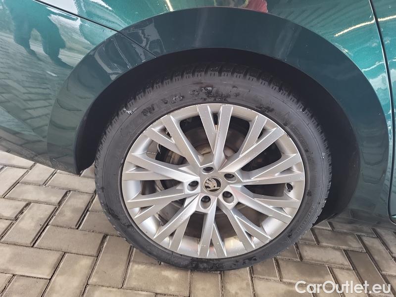  Skoda  Superb  Combi (3T5)(2010) Sup.C.FL2.0TDI 110 L&K AT #8