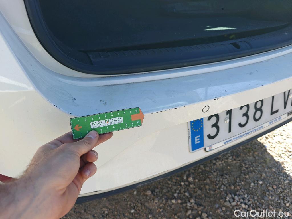  Seat  Leon SEAT Nuevo León / 2020 / 5P / familiar SP 1.4 e-Hybrid DSG S&S Xcellence Go L #40