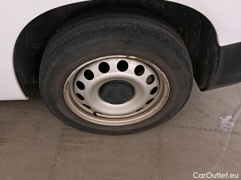  Peugeot  Partner PEUGEOT  / 2018 / 3P / furgón derivado de turismo Pro Standard 1000kg BlueHDi 73kW #33