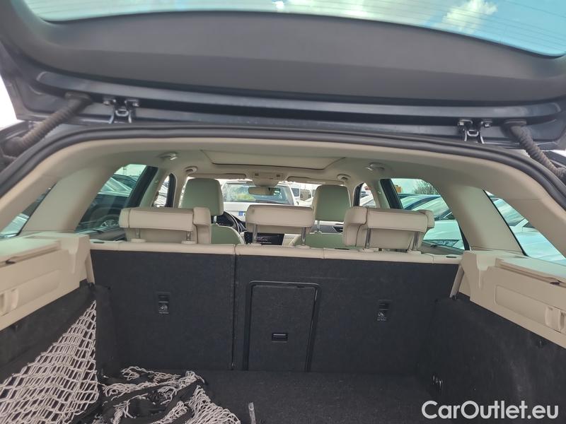  Skoda  Superb  Combi (3V5)(2015) Sup.C.FL2.0TSI 200  L&K 4x4 AT #29