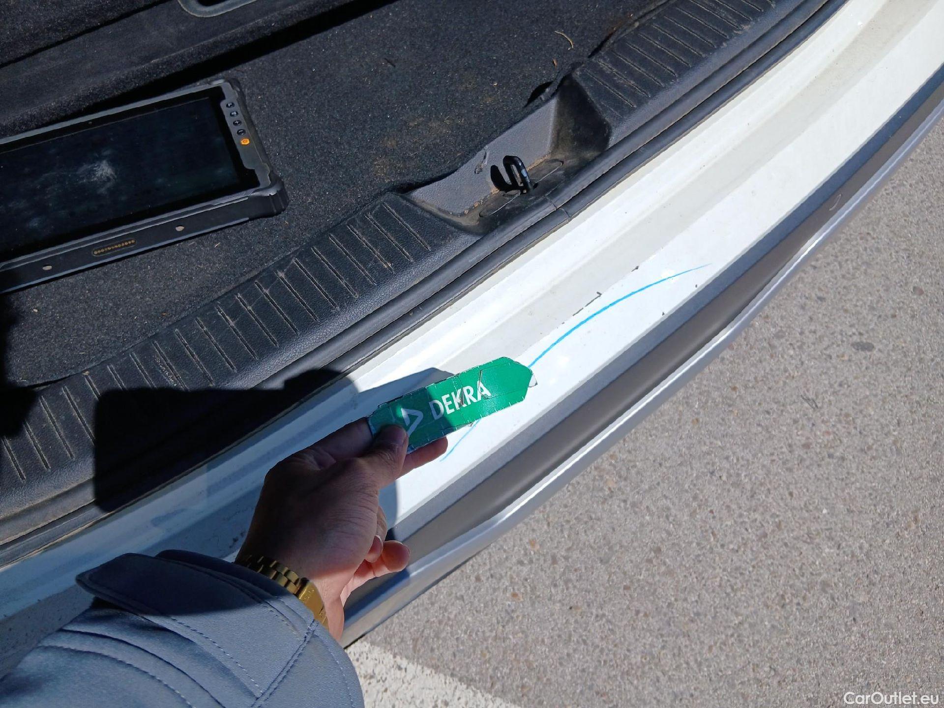  Nissan  Qashqai NISSAN  / 2021 / 5P / todoterreno DIG-T 116kW mHEV Xtronic 4x4 N-Connecta #27