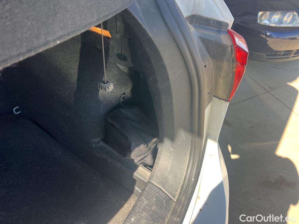  Volkswagen  Tiguan VOLKSWAGEN  / 2020 / 5P / todoterreno Life 2.0 TDI 110kW (150CV) DSG #18