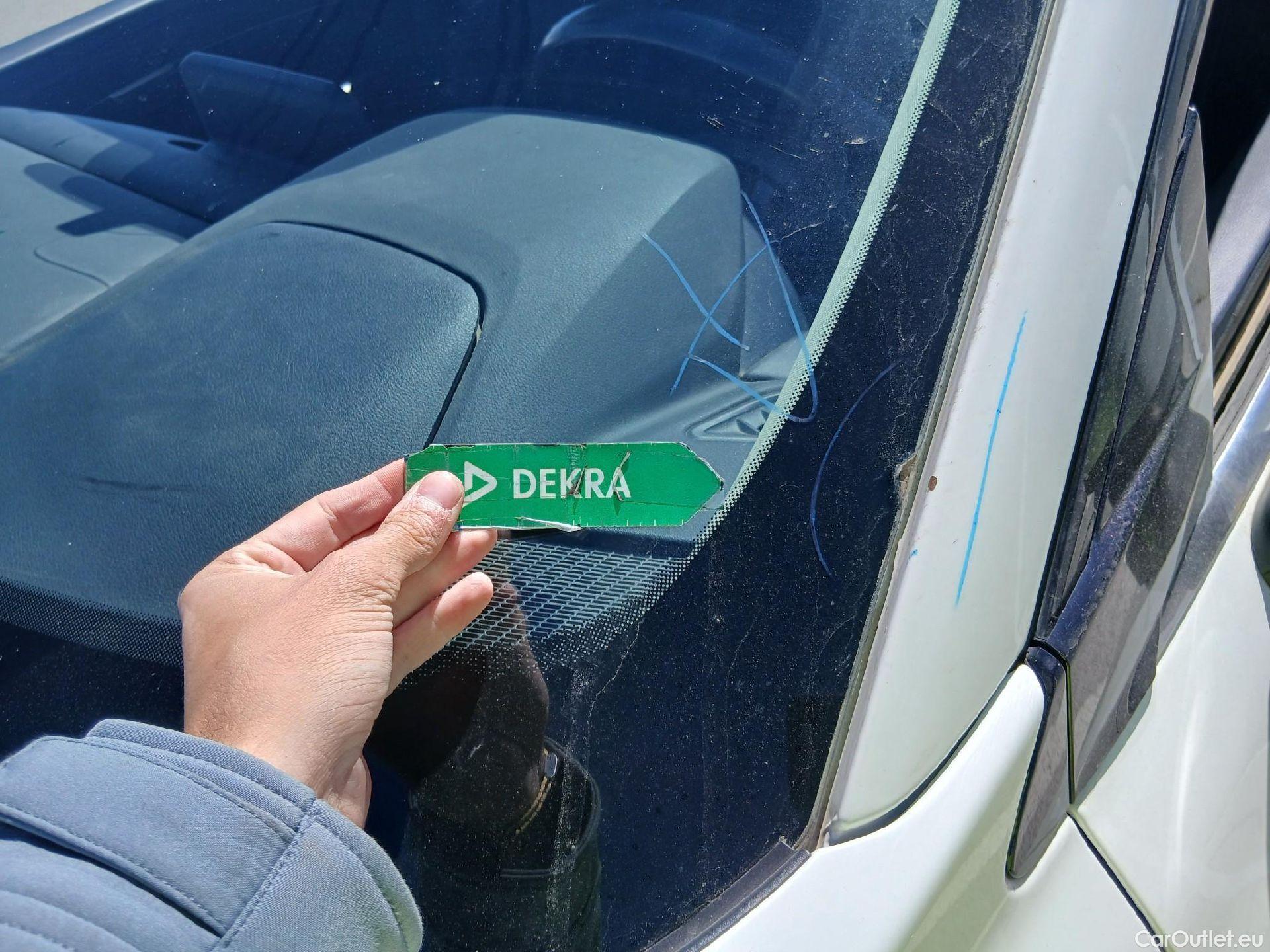  Nissan  Qashqai NISSAN  / 2021 / 5P / todoterreno DIG-T 116kW mHEV Xtronic 4x4 N-Connecta #2