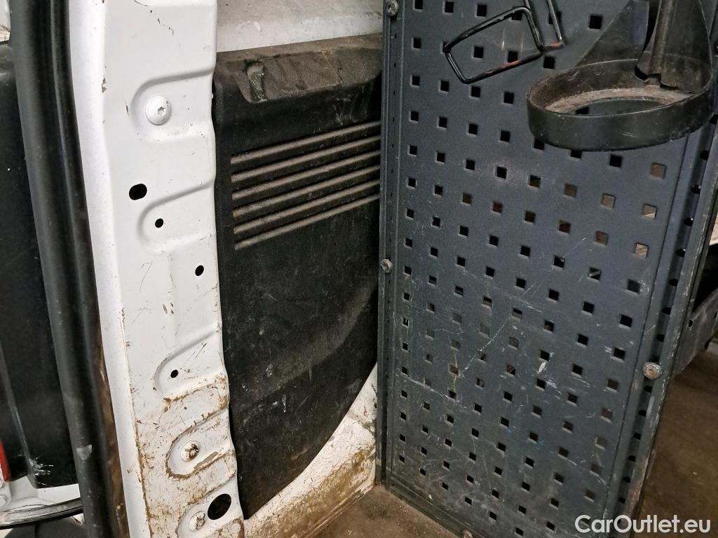  Peugeot  Partner PEUGEOT  / 2018 / 3P / furgón derivado de turismo Pro Standard 1000kg BlueHDi 73kW #13