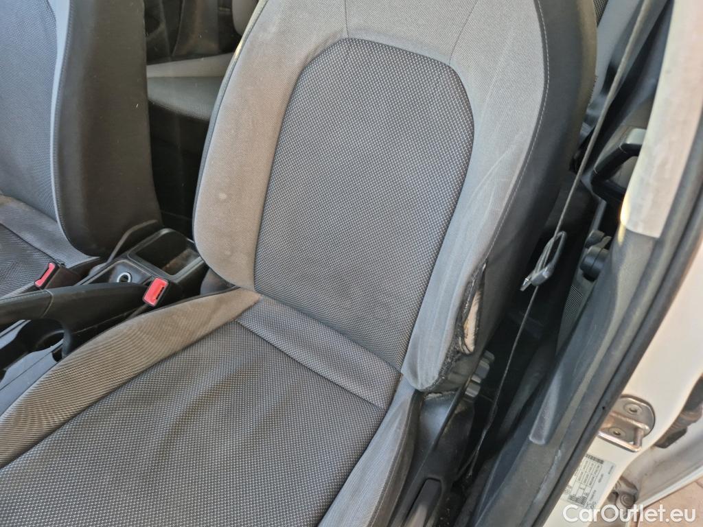  Seat  Ibiza SEAT NUEVO  5p 5G berlina con portó 1.0 EcoTSI 70kW (95CV) Style #10