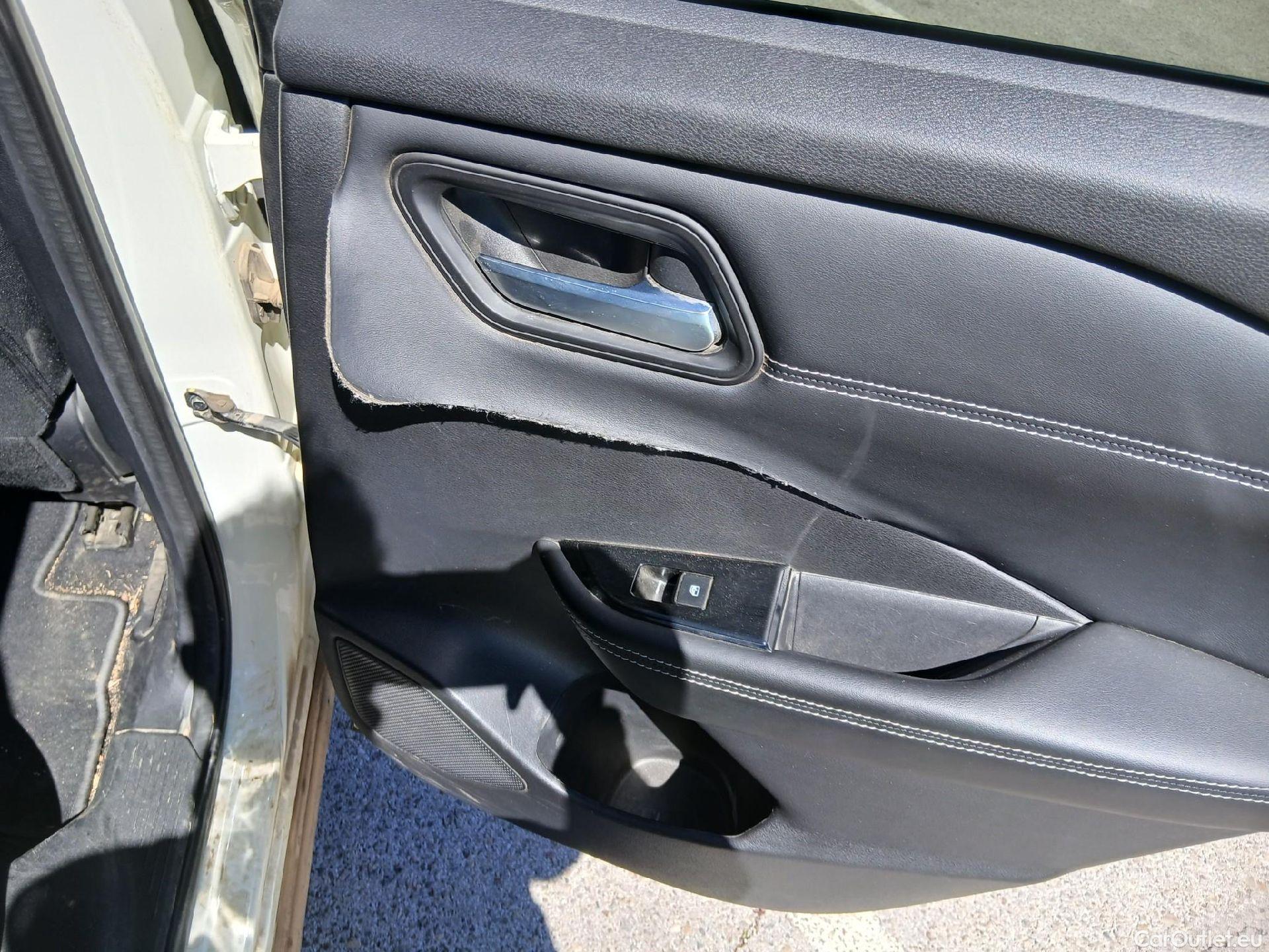  Nissan  Qashqai NISSAN  / 2021 / 5P / todoterreno DIG-T 116kW mHEV Xtronic 4x4 N-Connecta #42