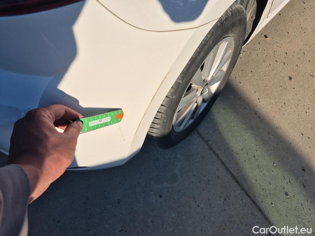  Seat  Ibiza SEAT NUEVO  5p 5G berlina con portó 1.0 EcoTSI 70kW (95CV) Style #18