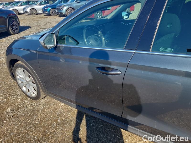  Skoda  Octavia  Combi (NX3)(2020) Oct.C.2.0TDI 110 4x4 Scout AT #8