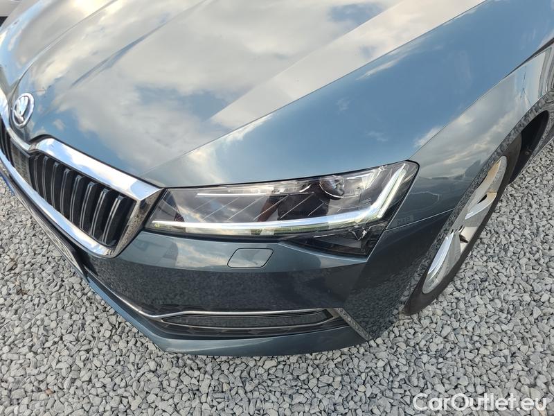  Skoda  Superb  Combi (3V5)(2015) Sup.C.FL2.0TSI 200  L&K 4x4 AT #8