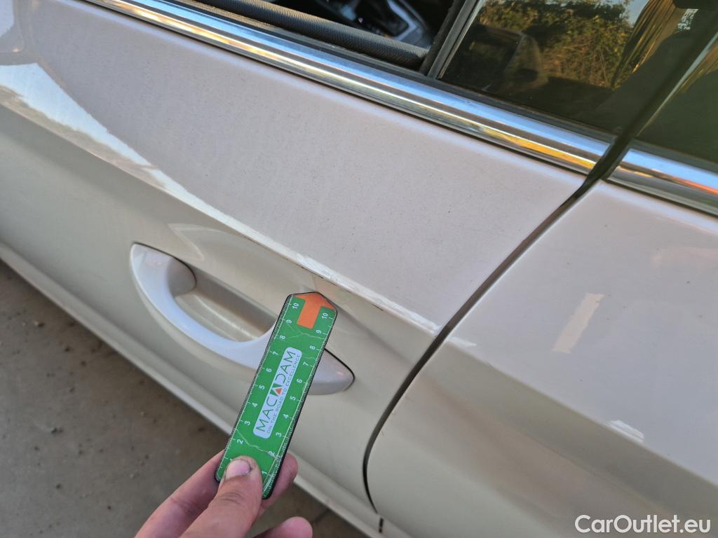  Skoda  KAMIQ SKODA  1.0 TSI 81kW (110CV) DSG Ambition #8