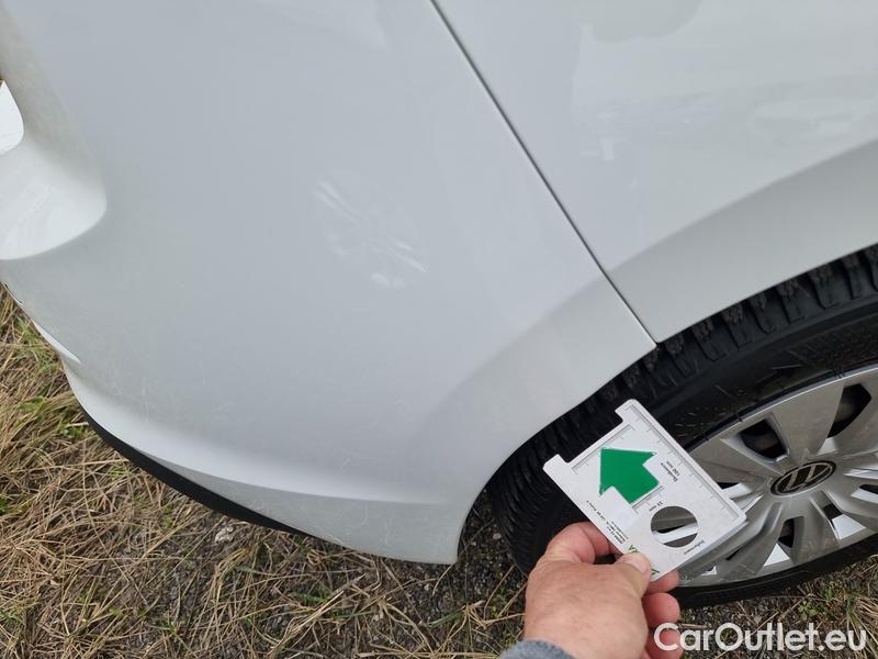  Volkswagen  Golf  VIII (CD1) (2019) 1.0TSI 81 5d #8