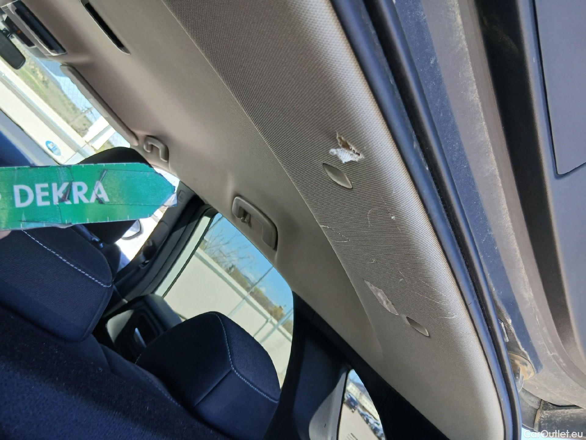  Nissan  Qashqai NISSAN  / 2021 / 5P / todoterreno DIG-T 116kW mHEV Xtronic 4x4 N-Connecta #31