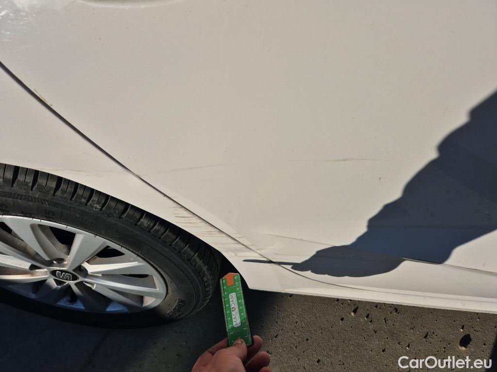  Seat  Ibiza SEAT NUEVO  5p 5G berlina con portó 1.0 EcoTSI 70kW (95CV) Style #9