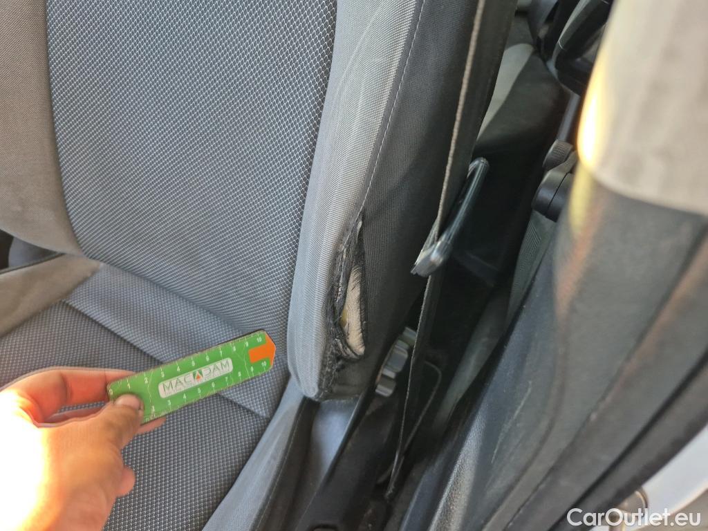  Seat  Ibiza SEAT NUEVO  5p 5G berlina con portó 1.0 EcoTSI 70kW (95CV) Style #11