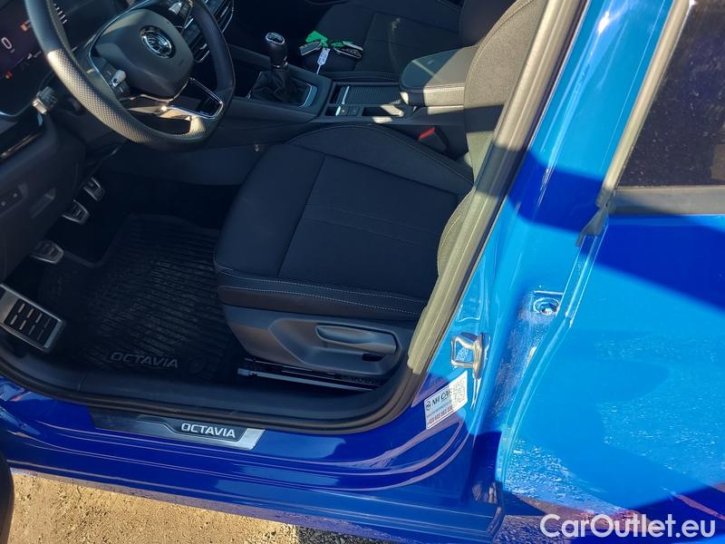  Skoda  Octavia  Combi (NX3)(2020) Oct.Combi 2.0TDI 85 Style #5
