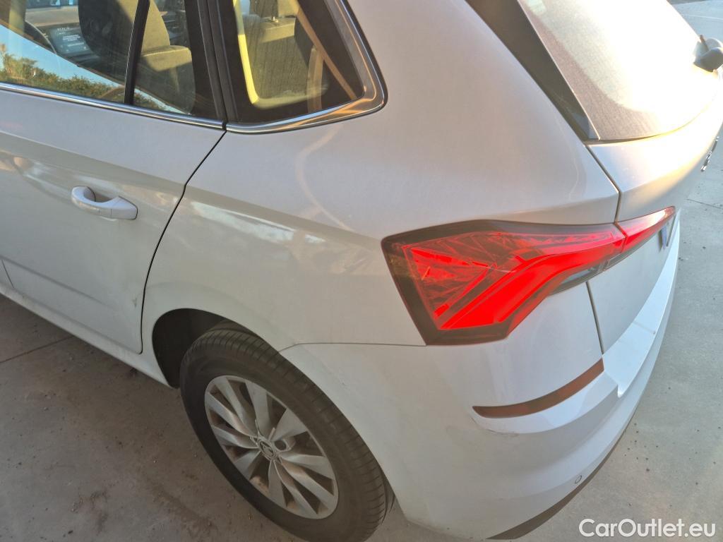  Skoda  KAMIQ SKODA  1.0 TSI 81kW (110CV) DSG Ambition #1