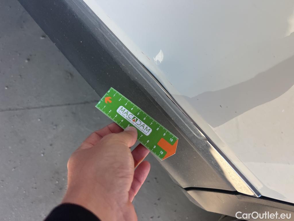  Volkswagen  Tiguan VOLKSWAGEN  / 2020 / 5P / todoterreno Life 2.0 TDI 110kW (150CV) DSG #4