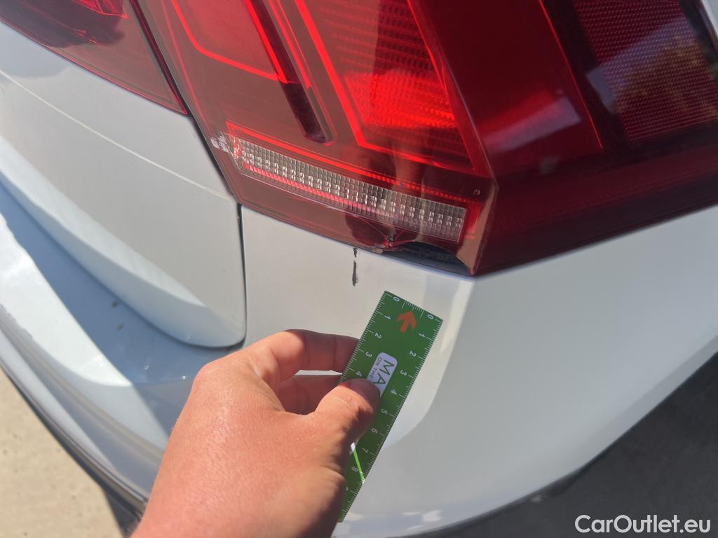  Volkswagen  Tiguan VOLKSWAGEN  / 2020 / 5P / todoterreno Life 2.0 TDI 110kW (150CV) DSG #2