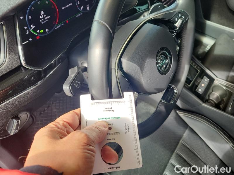  Skoda  Superb  Combi (3T5)(2010) Sup.C.FL2.0TDI 110 L&K AT #14