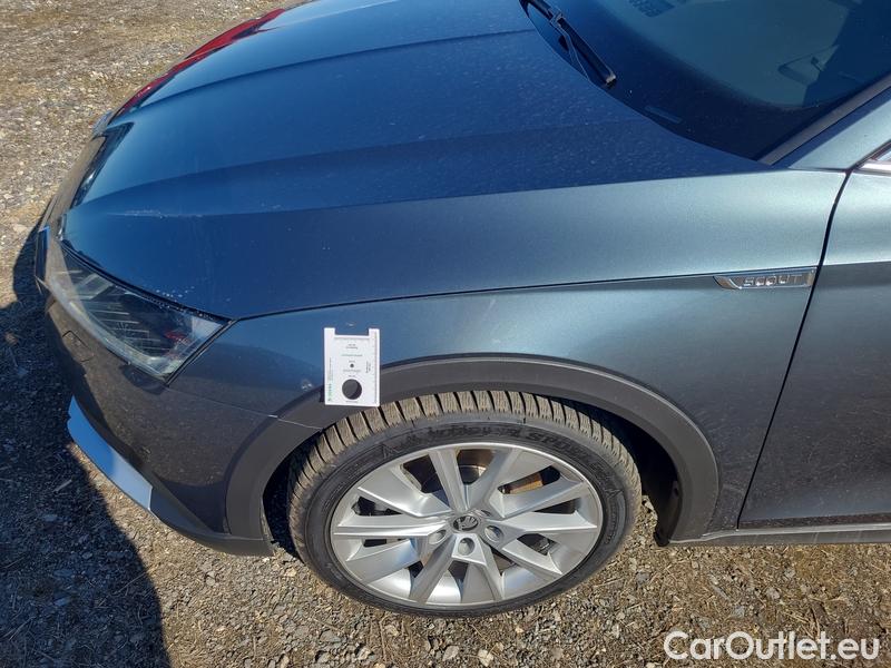  Skoda  Octavia  Combi (NX3)(2020) Oct.C.2.0TDI 110 4x4 Scout AT #6