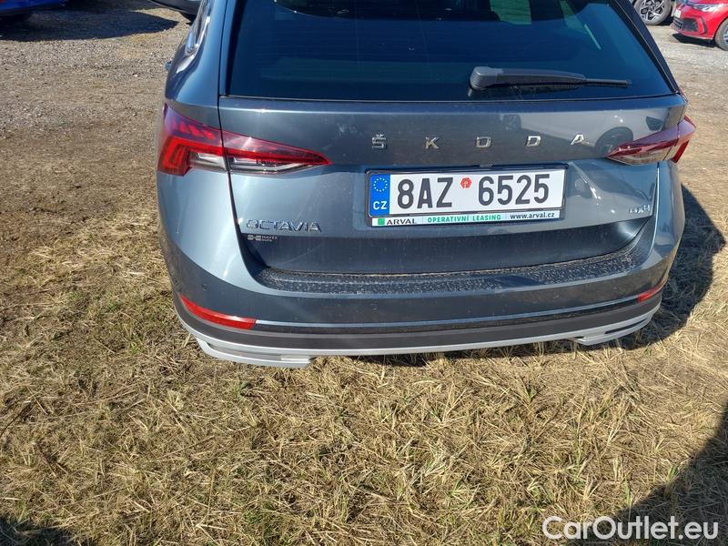  Skoda  Octavia  Combi (NX3)(2020) Oct.C.2.0TDI 110 4x4 Scout AT #17
