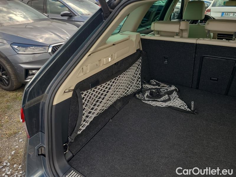  Skoda  Superb  Combi (3V5)(2015) Sup.C.FL2.0TSI 200  L&K 4x4 AT #28