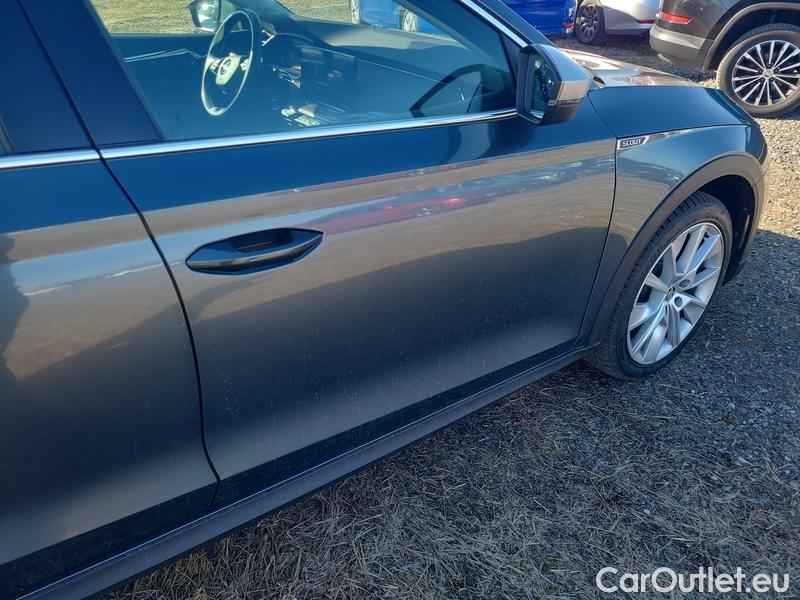  Skoda  Octavia  Combi (NX3)(2020) Oct.C.2.0TDI 110 4x4 Scout AT #29