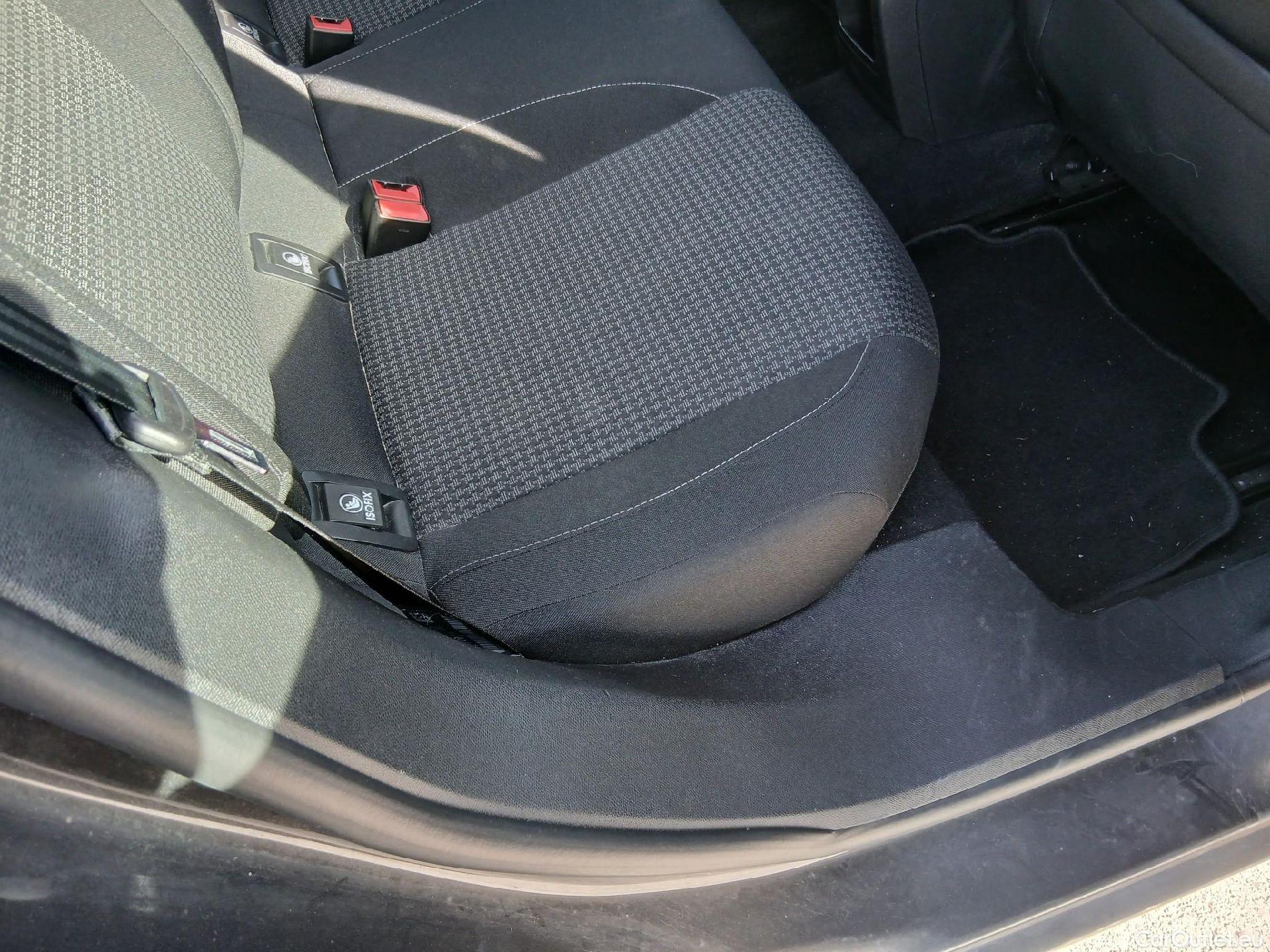  Peugeot  308 PEUGEOT  / 2017 / 5P / berlina con portón 5p Active Pack PureTech 110 S&S #33